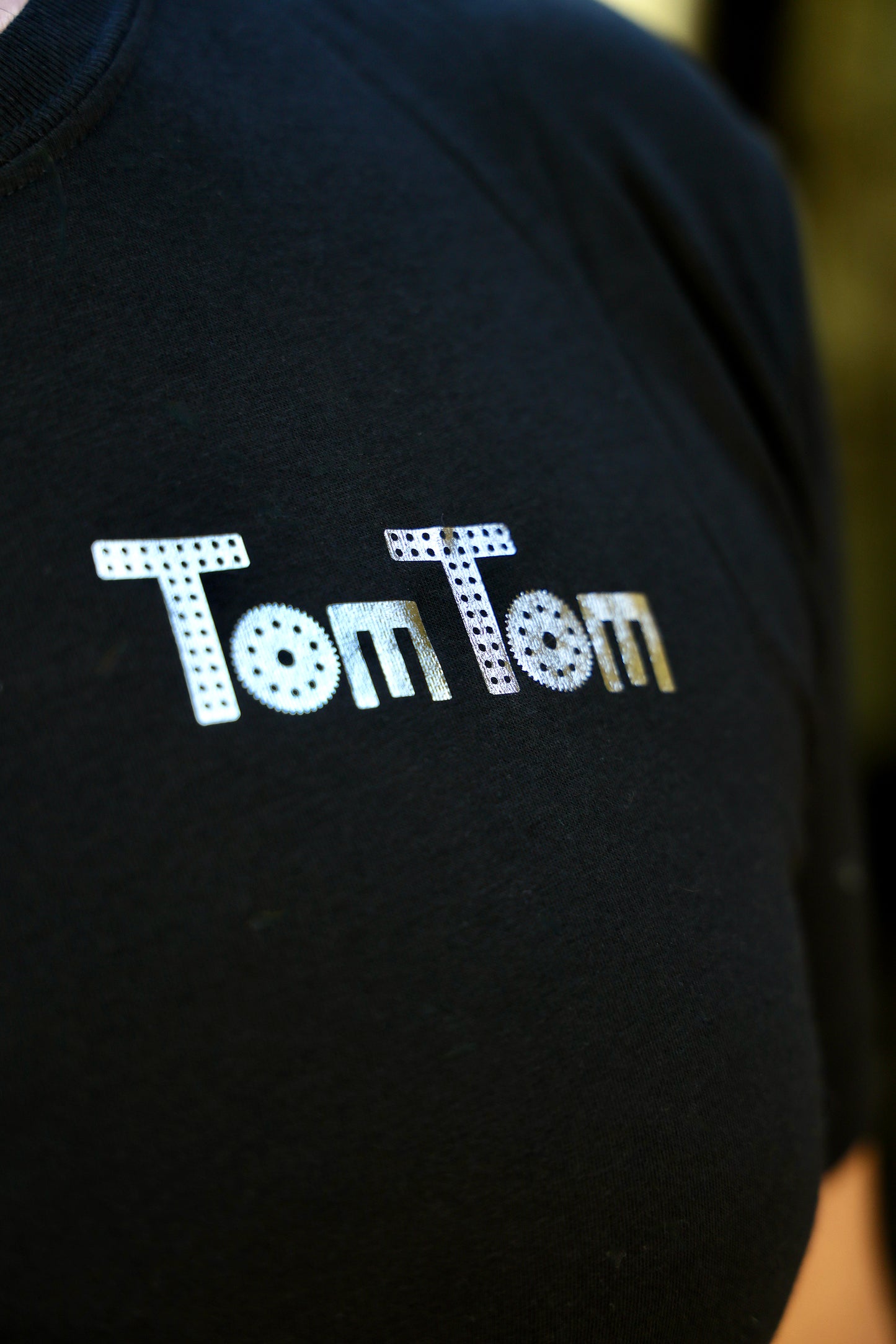 TOM TOM SILVER LOGO T-SHIRT - Small Logo