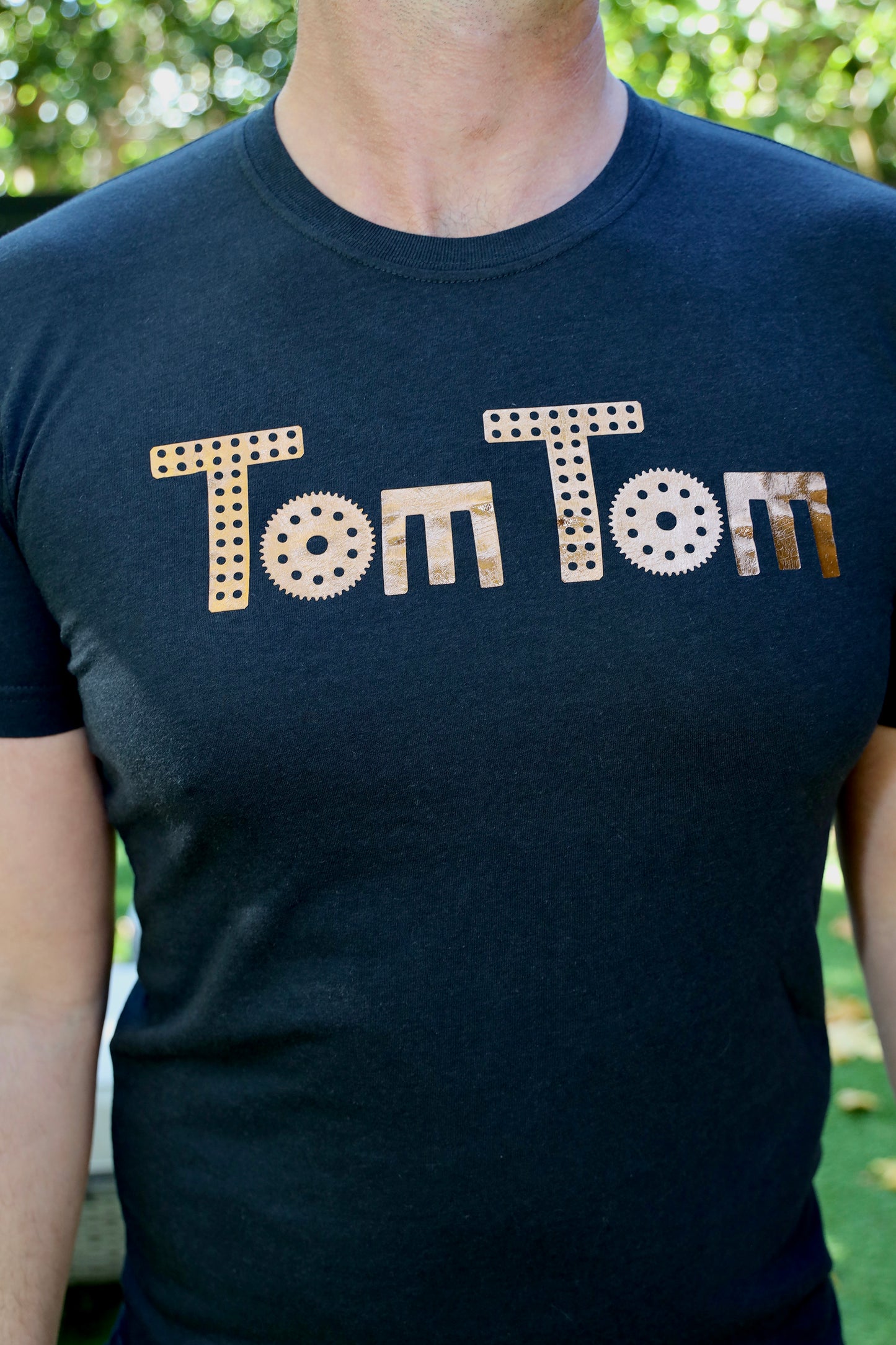 TOM TOM BRONZE LOGO T-SHIRT - Large Logo